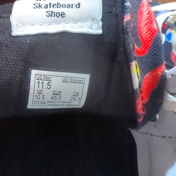 Vans Pool Vibes Sk8 Hi - Picture 6 of 8